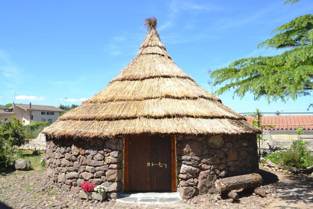 B&B Antica Botte Сассари Экстерьер фото