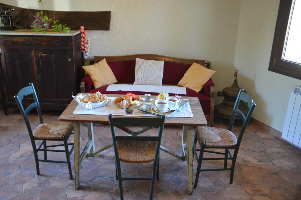 B&B Antica Botte Сассари Экстерьер фото