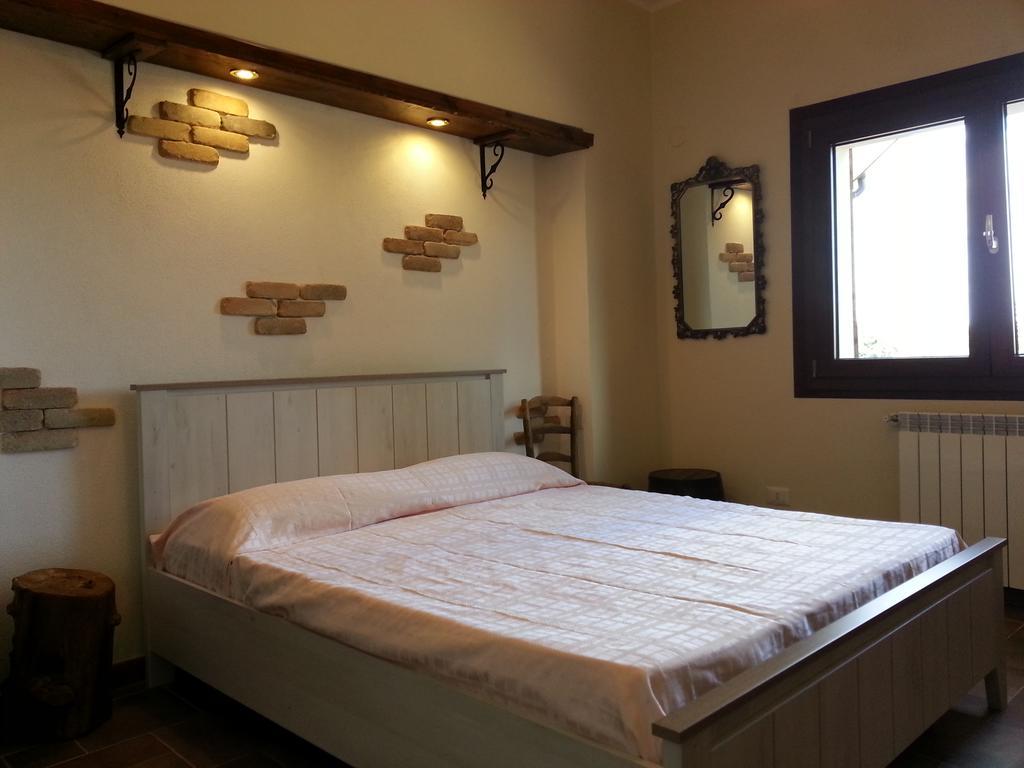 B&B Antica Botte Сассари Экстерьер фото