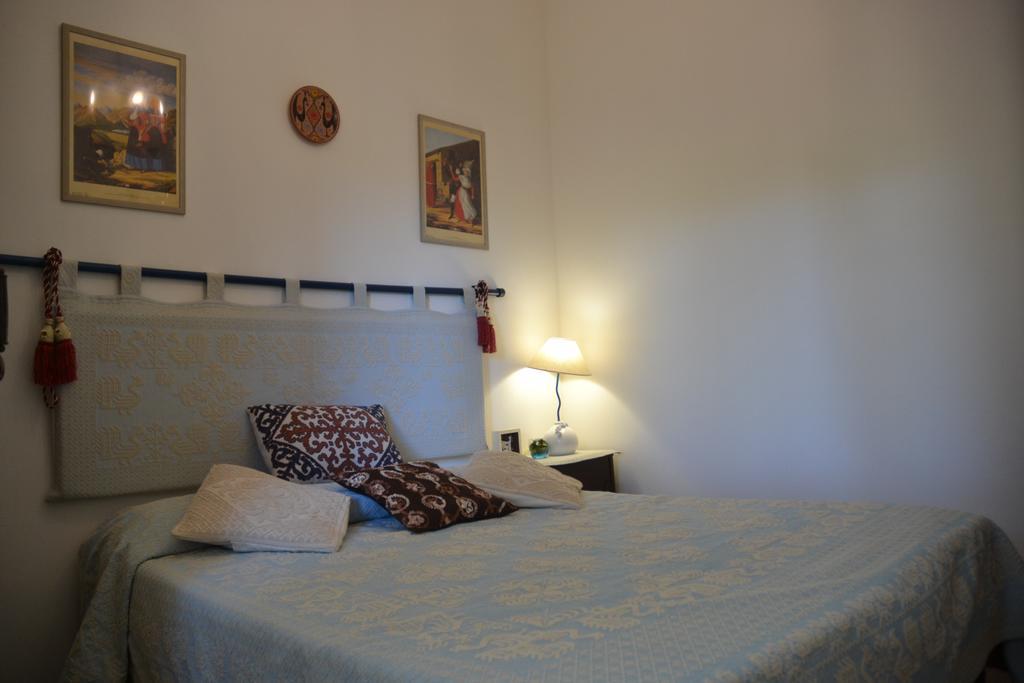 B&B Antica Botte Сассари Экстерьер фото
